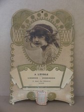 Ancien porte courrier calendrier carton A L'ÉTOILE lingerie art nouveau pub