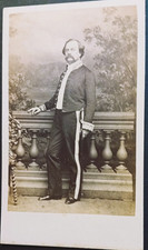 Préfet en grande tenue avec sabre  de parade  Cliché ancien C D V  Victoire Lyon