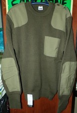 PULL DE TYPE COMMANDO DE