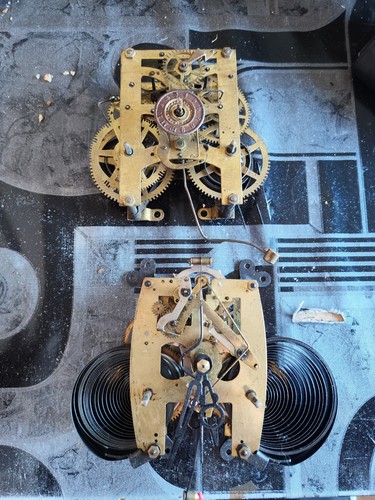 Mouvement horloge pendule - 2,