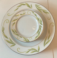 Set 5 Bernardaud Frivole