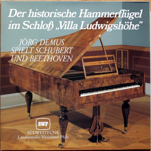 Beethoven schubert - •, •