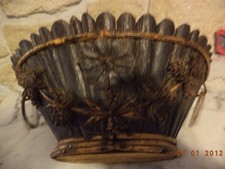 ANCIENNE ET BELLE JARDINIERE