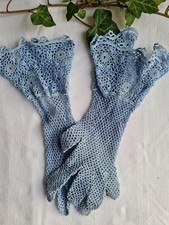 ANCIEN GANTS EN DENTELLE DE COULEURS BLEU CIEL