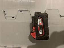 HORS SERVICE Milwaukee M18 B5 18V 5.0 Ah Batterie Rechargeable 