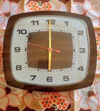 ? ... HORLOGE VINTAGE VEDETTE TRANSISTOR ... ?