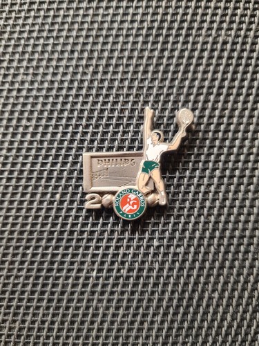 Pin roland garros arthus - pin's,