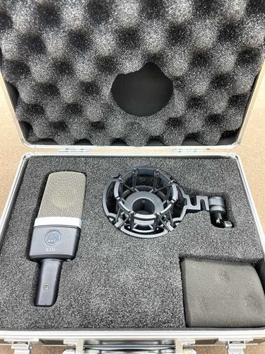 Microphone condensateur akg - à,