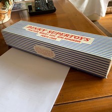 dinky toys militaire  dinky supertoys  tracteur berliet avec semi-remorque porte