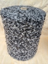 fil a tricoter Laine Bouclette