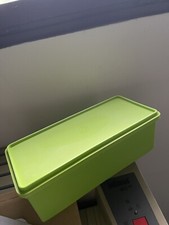 boite tupperware verte 