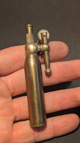Briquet poilu art de - poilu,