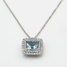 Collier en or blanc 18 carats