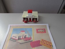 Lego vintage 308 Caserne de pompier avec des pièces d'origines et 2 camions