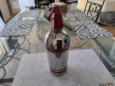 Siphon à soda fabriqué par