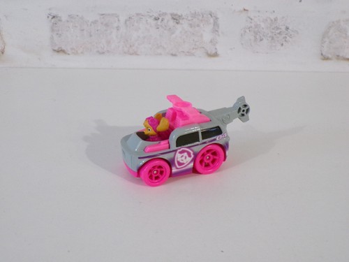 Voiture stella véhicule - voiture,