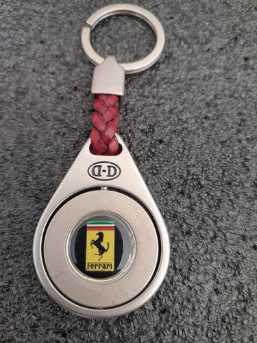 Porte cles ferrari tournant - porte,