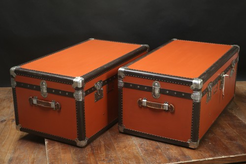 Paire malles courrier avec - malles,