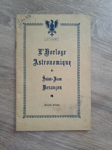 Livre horloge astronomique - livre, l'horloge