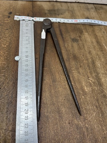 Outil ancien compas compass - outil,