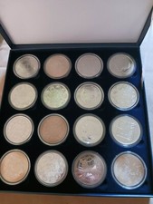 Coffret Collection du Franc à l'Euro - 16 Médailles Neuves