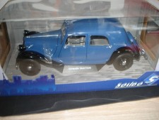 CITROEN   TRACTION  1937     BLEU  NOIRE   MARQUE   SOLIDO   1/18