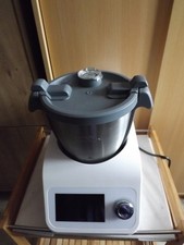 Robot cuiseur compact cook
