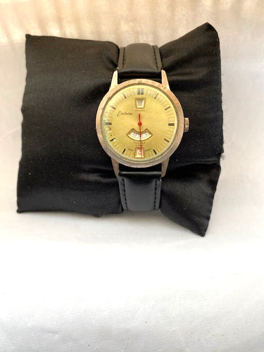 Montre mécanique vintage - montre,