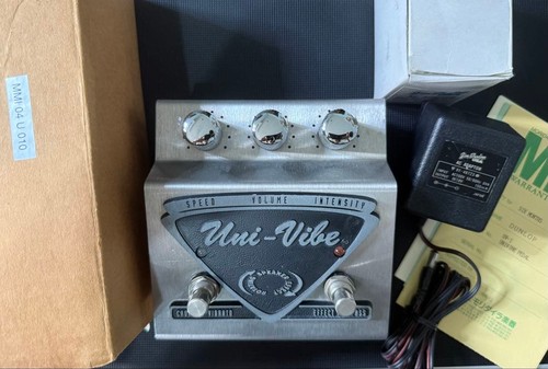Dunlop uni vibe 1996 guitar - dunlop,