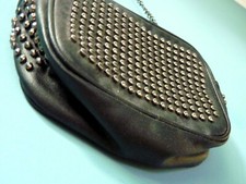 Sac pochette femme noir cloute