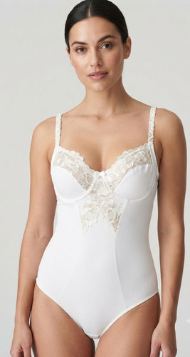 Combiné gaine dentelle