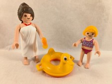 sympa maman / enfant avec bouée canard  Playmobil ( vacance , piscine   )  2073