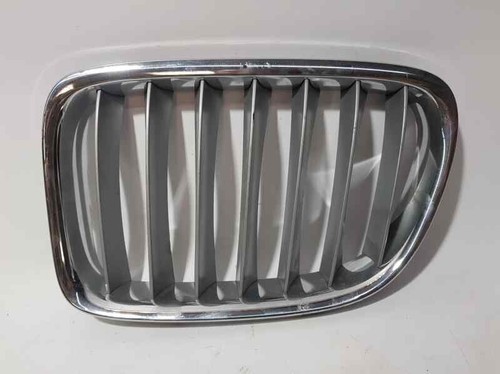 51112993305 grille gauche