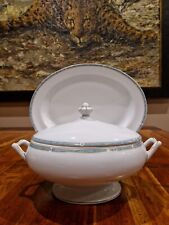 Magnifique Plat Et Soupiere En Porcelaine Bernardaud Limoges  Gemme Vert