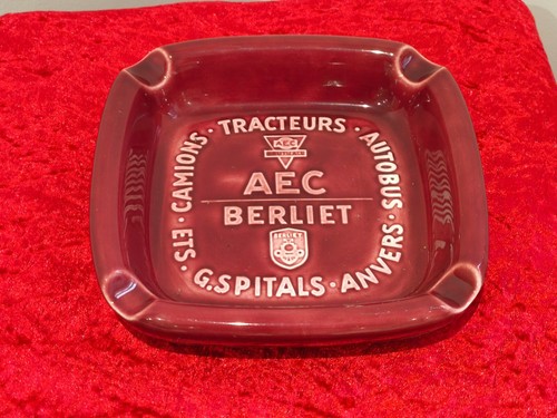 Gros cendrier faience de - cendrier,