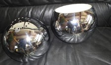 deux gros Lustre boule acier