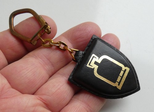 Ancien porte clé bouteille - ancien,