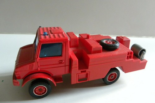 Mercedes unimog pompiers - 1/50,