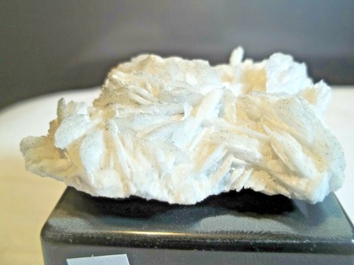 Minéraux barytine blanche - minÉraux.,