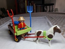 Ferme PLAYMOBIL - Carriole tirée par poney pie, avec enfant et accessoires