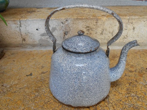 Grande bouilloire ancienne en - ,