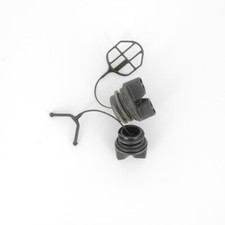 BOUCHON ESSENCE + HUILE TRONCONNEUSE MAC-CULLOCH 842 - TRONCONNEUSE MAC-CULLOCH 