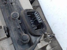 Feu arriere principal droit