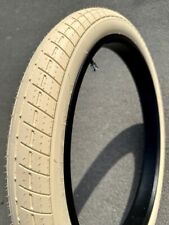 Pneu 26 pouces Semi Slick 26 x 3.00 Crème 76-559 Crème Vélo Chopper Beachcruiser