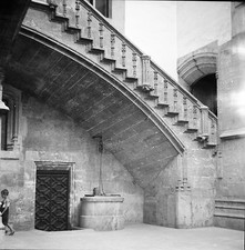 ESPAGNE c. 1950 - Escalier en Pierre Puits  Valence - Négatif 6 x 6 - Esp 193