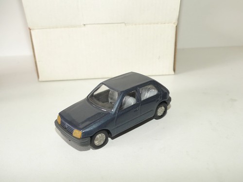 Peugeot 205 portes gris - 205,