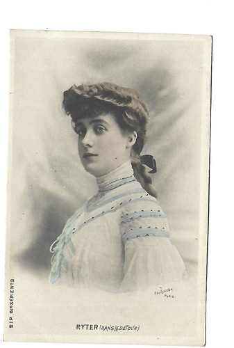 Opera theatre femme - opera,