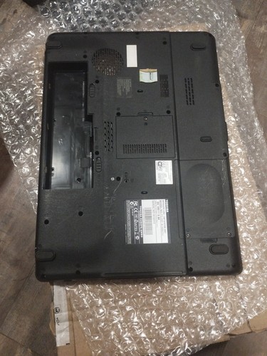 Coque inférieure toshiba - coque,