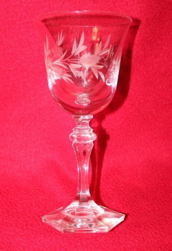 Grand verre pied ancien - grand,
