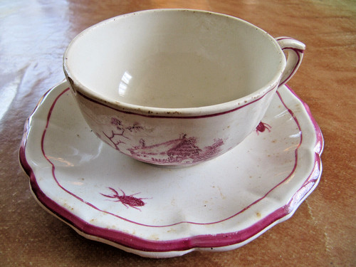 Tasse avec soucoupe déjeuner - tasse,